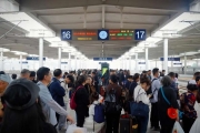 重庆北站“五一”通宵开放！加开巫山、成都等方向“红眼动车”